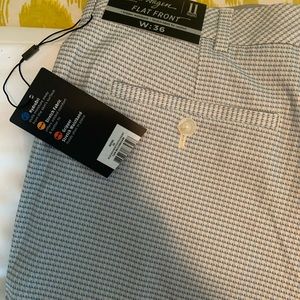 Men’s Walter Hagen golf shorts